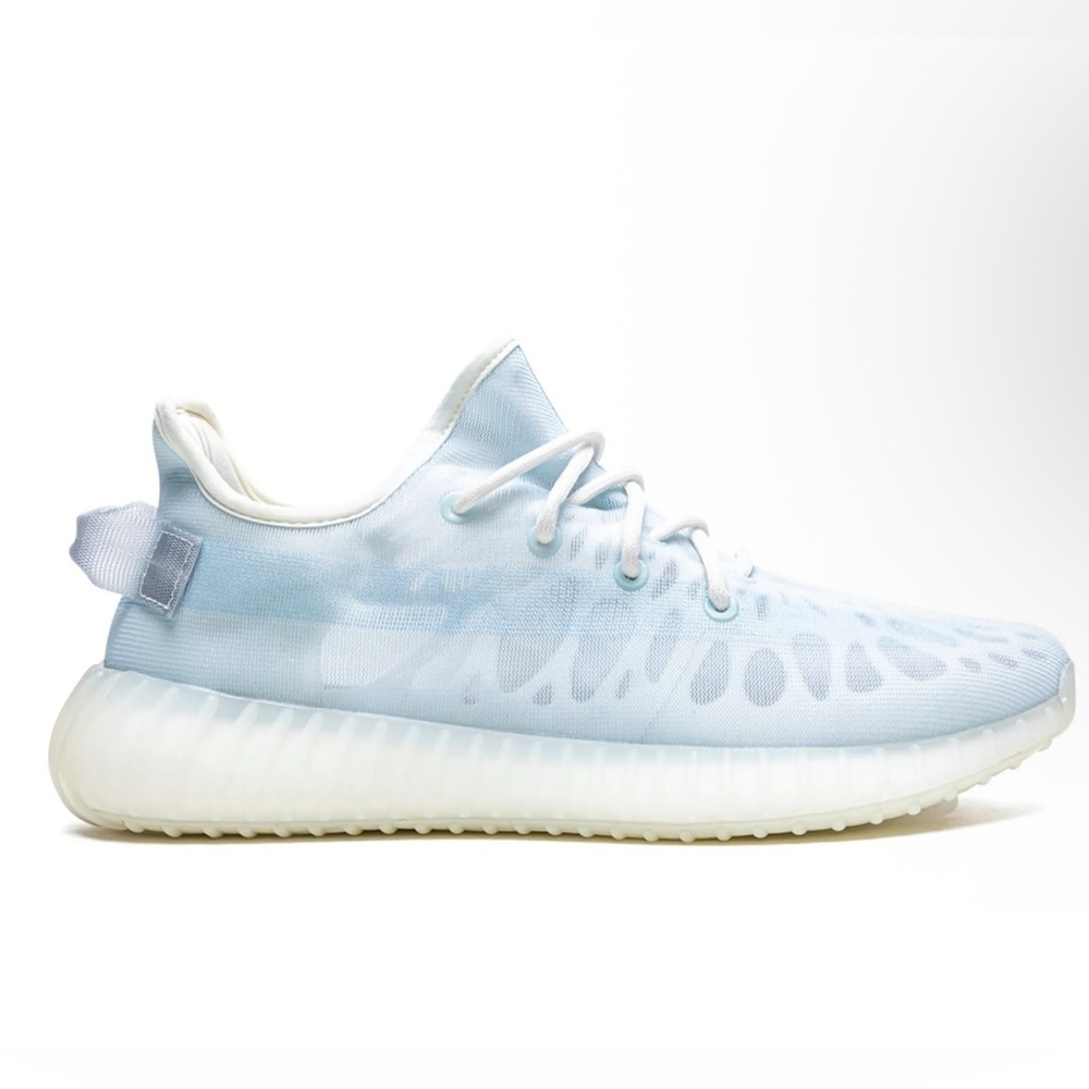 Yeezy Adidas Boost 350 V2 Mono Ice Light Crystal Blue White Beige- Men Size 7